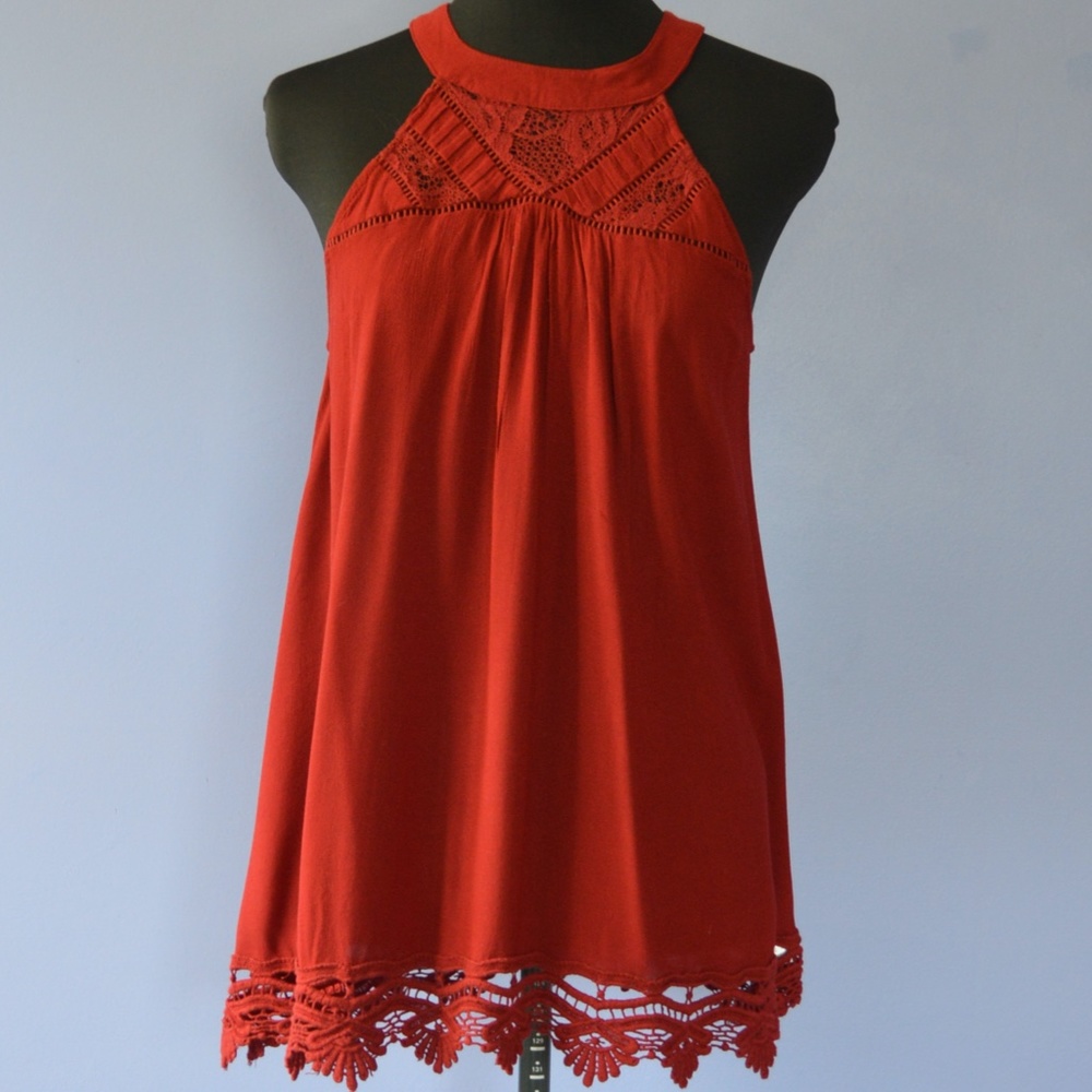 Xhilaration Crochet Tank
